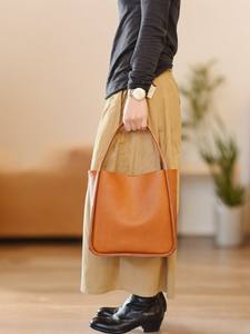 Timeless Heritage Bolso bandolera de cuero genuino con perfección artesanal - Product Image 6