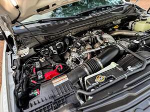 Ford F-250 Super Duty Lariat Royale 4x4 RHD LHD d'occasion 2021 - Product Image 6