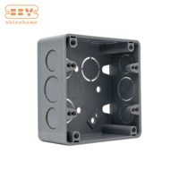 Boîte de sortie électrique carrée en PVC non métallique de 4 pouces avec indice de protection IP55, durable pour l'installation de prises et de commutateurs