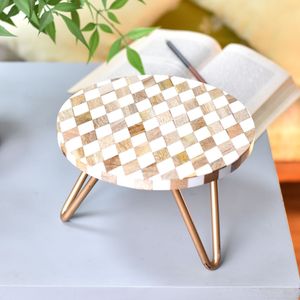 Soporte de pastel pequeño de madera redondo tradicional con acabado natural Soporte de pastel de metal Cason para postres Catering con acabado natural recién llegado - Product Image 2