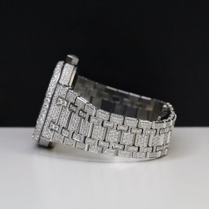 นาฬิกาแฟชั่นฮิปฮอปสุดหรู คลาสสิก ประดับเพชรโมอิสซาไนต์ ตัวเรือนสแตนเลส กระจก ระบบควอตซ์  รุ่นพิเศษวันวาเลนไทน์ - Product Image 4