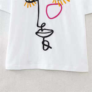 Camisetas de Moda de Manga Corta al por Mayor de Alta Calidad para Mujer, Camisetas Unisex con Cuello Redondo para Mujer - Product Image 3