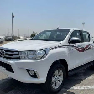 Toyota Hilux SR5 2019 / Disponible à la vente avec faible kilométrage, moteur essence, véhicule bien entretenu et sans accident. - Product Image 1