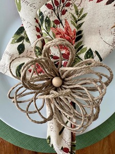 Porta Servilletas de Ratán Simple para la Mesa del Comedor Diario y Decoración de Cocina con Estilo Natural Tejido a Mano de la India - Product Image 1