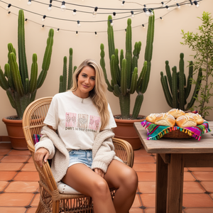 T-shirt da donna Comfort Colors Chicana Sweet Bread Tee promozionale - Pan Dulce Messicano - Product Image 3