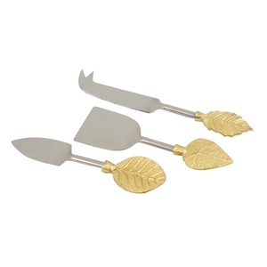 ชุดมีดชีสเงินตอกลายสำหรับเป็นของขวัญ พร้อมอุปกรณ์เสิร์ฟชีสดีไซน์หวาย สำหรับชีสบอร์ด โรงแรม และร้านอาหาร - Product Image 4