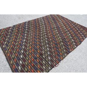 Alfombra Turca Kilim Vintage Grande de 6.4x9.6 pies, Alfombra Marroquí Negra de Lana - Product Image 2