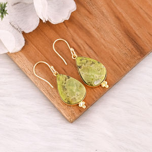 ต่างหูทองชุบประดับโอปอลสีเขียวสไตล์โบฮีเมียนสำหรับผู้หญิง ของขวัญแฟชั่นสำหรับงานแต่งงาน งานหมั้น และวันครบรอบ - Product Image 2