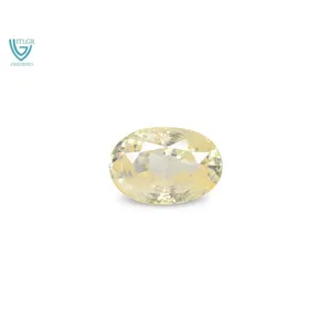 Saphir Jaune Naturel de 6,25 Carats (Pukhraj) - Pierre Précieuse Facettée Taille Émeraude - Product Image 1