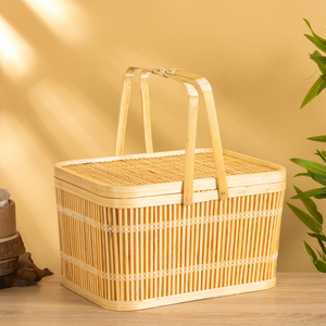 Panier de pique-nique rectangulaire en bambou fait à la main avec couvercle et doubles poignées / Boîte de rangement en bambou tissé traditionnelle pour offrir en cadeau - Product Image 1