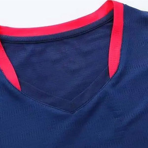 เสื้อฟุตบอลชายคุณภาพสูง MOQ ต่ำ รับสกรีนชื่อทีม ดีไซน์ใหม่ ระบายอากาศได้ดี พิมพ์ลาย แขนสั้น - Product Image 5