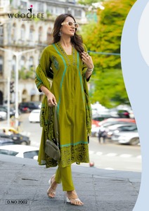 Traje Tradicional para Mujer, Traje Estampado Informal para Mujer, Trajes de Algodón Puro con Estampado Flexible y Bordado, Parte Superior e Inferior con Dupatta - Product Image 4