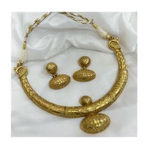 ชุดราจวดีชุบทองหรูหราหรูหราสำหรับผู้หญิงสร้อยคอพอลกิคลาสสิกกับต่างหูเครื่องประดับงานแต่งงานดีไซน์เนอร์ - Product Image 1
