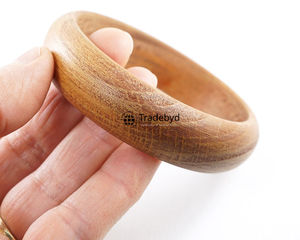 Ensemble de bracelets en bois pour femmes Accessoires de mode uniques faits à la main par Tradebyd - Product Image 3
