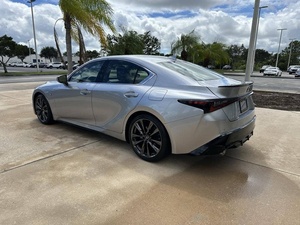 Utilisé 2022 Lex-us IS350 Base - Product Image 5