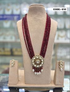 Collier et boucles d'oreilles en laiton Kundan de qualité supérieure Combo belles perles conception de motif de fleur pour cadeau de fête de mariage Style religieux - Product Image 2