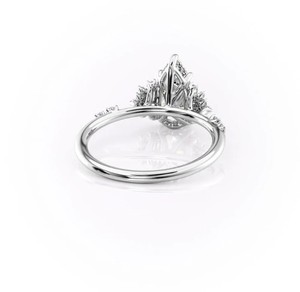 Bague de fiançailles en diamant solitaire Lab Grown poire en or blanc 14K - Product Image 2