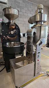เครื่องคั่วกาแฟไฟฟ้า SUNROASTER ขนาด 10 กก. แบบดรัม ได้รับการรับรองมาตรฐาน ISO 9001 คั่วได้ครั้งละ 12-20 นาที กำลังไฟ 1.3 กิโลวัตต์ รับประกัน 12 เดือน พร้อมบริการออนไลน์ - Product Image 4