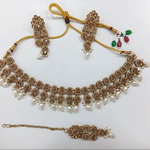 Convierte cada mirada en admiración con este collar de sombras. - Product Image 1