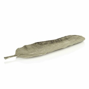 Plateau de service décoratif en aluminium doré Leaf Design avec finition rustique antique Plateau de nourriture de luxe de qualité supérieure utilisé pour la maison et l'hôtel. - Product Image 3