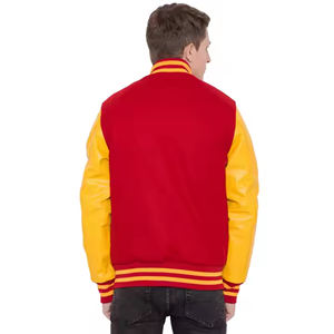 Varsity Jacket 100% Cuerpo de lana de Cachemira y mangas de cuero de vaca genuino Red & Golden CollegeBaseballjacket para hombres - Product Image 4