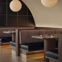 Meubles de restaurant de luxe, table et chaise de café, chaise de restaurant en cuir, table en marbre pour restaurant haut de gamme