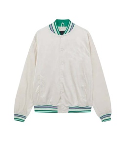 แจ็คเก็ตวาร์ซิตี้ผ้าซาตินคุณภาพสูงสำหรับผู้ชาย รับทำโลโก้ OEM แจ็คเก็ตฤดูหนาวสำหรับผู้ชาย สไตล์ไฮสตรีท แจ็คเก็ตวาร์ซิตี้ผ้าซาติน - Product Image 4