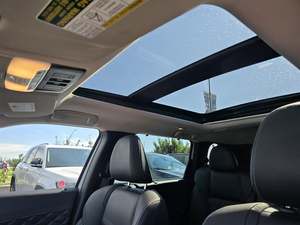 Mitsubishi Outlander SEL AWD SUV Turbo 4.1-6L 2023, Automático, Techo Panorámico, Cámara Trasera de 360° - Product Image 4