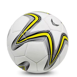 Balón de fútbol de entrenamiento profesional precio barato hecho de goma y cuero Pu balón de fútbol de tipo consolidado pakistaní térmico - Product Image 6