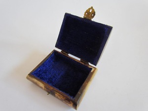 Caja organizadora de joyería de hueso Hexagonal de estilo náutico para mujer, piedra de doble tono, incrustaciones de latón, diseño de Animal pulido, artesanías naturales - Product Image 6