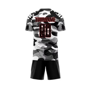 Vêtements de football pour hommes en gros, uniforme sportif pour uniforme de football personnalisé de haute qualité, uniforme de football respirant et confortable, OEM - Product Image 3