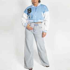 Chaqueta universitaria gruesa para mujer con acolchado cálido y cómodo, mangas resistentes y un estilo deportivo clásico - Product Image 6