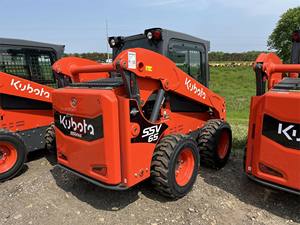 รถตักล้อยาง Kubota SSV65 รถตักขนาดเล็กสำหรับงานก่อสร้าง เครื่องยนต์ดีเซล 4 สูบ 64 แรงม้า ชิ้นส่วนจาก Kawasaki รุ่น SSV65HC - Product Image 2