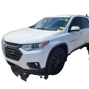 Chevrolet Traverse RS V6 3.6L AWD 2021 Usado en Buen Estado - Product Image 1
