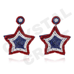 Boucles d'oreilles en perles de drapeau américain vintage pour femmes Orange blanc bleu couleur tissu accessoire élégant pour mariage patriotique - Product Image 1