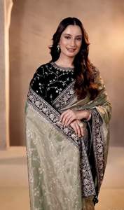 Sari en broderie douce le plus vendu pour femmes Meilleur prix en provenance d'Inde en mousseline de soie avec broderie sur toute la surface du sari - Product Image 4