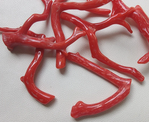 6 piezas de rama de Coral italiano de 83 quilates, palo de Coral rojo, Coral rojo, palo de Coral rojo liso, palo de Coral pulido, fabricación de joyas - Product Image 1