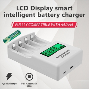 Bộ sạc pin sạc lại được YOHCELL On-The-Go với màn hình LCD, 4 khe cắm, bộ chuyển đổi phích cắm EU/US dành cho pin Ni-MH AA AAA - Product Image 4