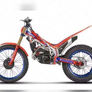 Motocicleta Todoterreno B-e-t-a-s EVO Factory 300 de 2 Tiempos en Venta - Product Image 3