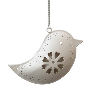 Ornement suspendu en fer forgé de forme circulaire avec design personnalisé pour la décoration de la maison, des fêtes de Noël et des vacances - Product Image 3