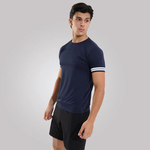 Hot Sale Custom Active Wear Men <b>Muscle</b> <b>Fit</b> <b>T</b> <b>Shirts</b> Knitted Gym Training Fitness <b>T</b> <b>Shirts</b> Low MOQ Blank Fitness Wear <b>T</b> <b>Shirts</b> - Product Image 3