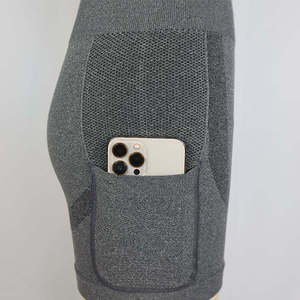 Shorts de yoga personnalisés en gros pour femmes, imprimés par sublimation, respirants, à motifs, taille haute, 100 % coton, service OEM personnalisé - Product Image 6