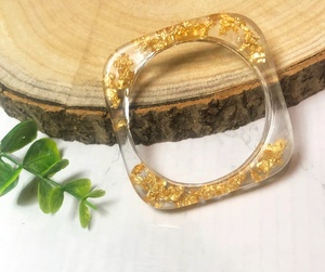 Juego de Brazaletes Geométricos de Resina Hechos a Mano, Accesorios de Joyería de Moda Coloridos para Mujer, Pulseras Acrílicas Gruesas de Moda - Product Image 4