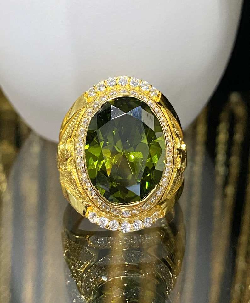 สีเขียว