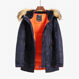 Jaket Parka musim dingin pria <span class=keywords><strong>ALASKA</strong></span> ramping pas badan tudung bulu Parka dengan bantalan untuk cuaca dingin polos dicelup bukan tenunan layanan OEM