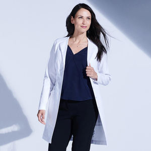 Impresión de logotipo personalizado de alta calidad, venta al por mayor, diseño para mujeres, ropa de hospital, bata de laboratorio en color blanco - Product Image 6