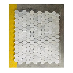 Carrelage en marbre hexagonal blanc, surface polie, design minimaliste, carrelage de sol imperméable pour salle de bain, carrelage en pierre de calcite - Product Image 4