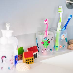 Porte-brosse à dents Spirella « Fairy » en polystyrène de différentes couleurs 7,1 x 9,1 cm - Product Image 2