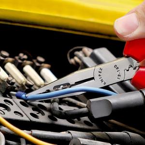 คีมสำหรับช่างไฟฟ้าของ Knipex หัวเคลือบสีดำ ด้ามจับหลายส่วนแบบขัดเงา - Product Image 4