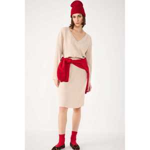 Top corto acanalado con cuello en V - Product Image 4